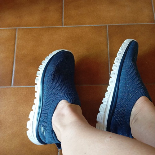 Skechers athletic shoes like new, size 37, blue