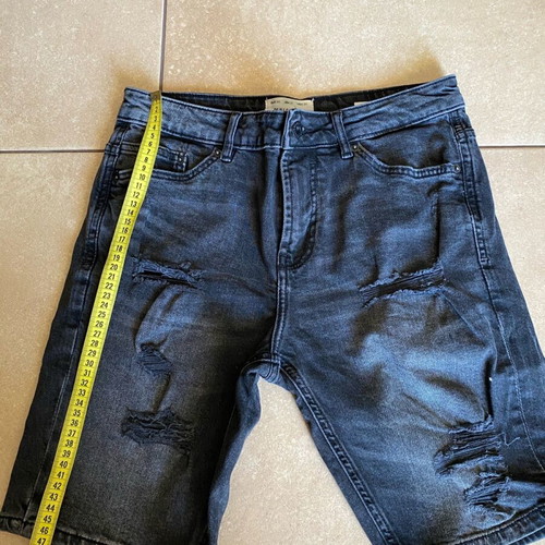 Pull & Bear men's slim black faded bermuda shorts like new with rips