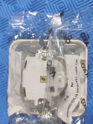 Single recessed power socket new in packaging