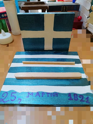 Handmade mobile and tablet stands new, two-position