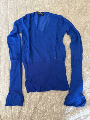 Morgan thin knit like new, blue with bell sleeves