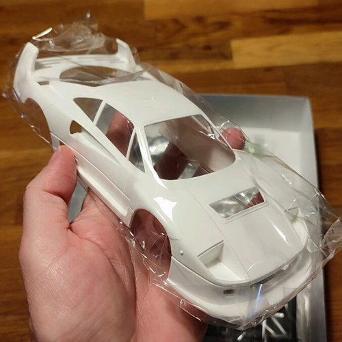Fujimi Ferrari F40 LM 1/24 new, rare and discontinued