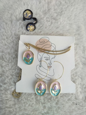 Mystery Summer Box 1 jewelry set with adjustable ring, pink and gold tone
