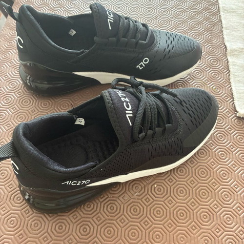 Unisex sneakers new, size 41, black sports