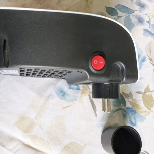 Small Wande Heat electric heater like new