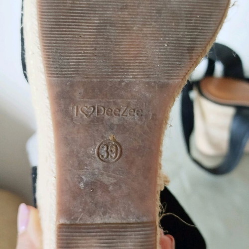 Deezee Platforms Size 39 New