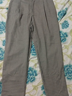 Winter pants Zara size L like new with elastic waist and pockets