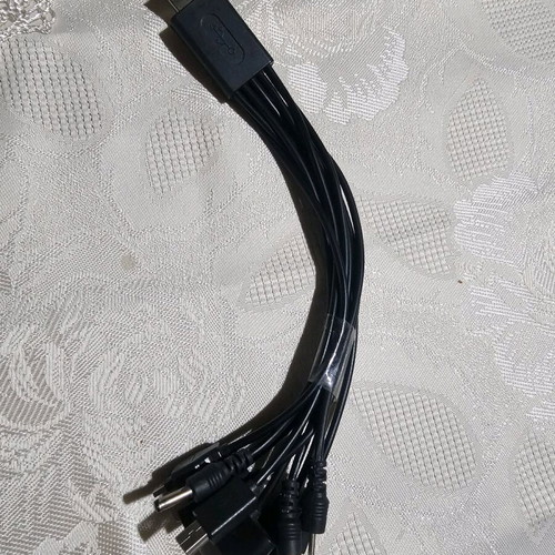 Usb charger used with multiple ports