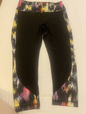 Velocity capri sports leggings used, size S