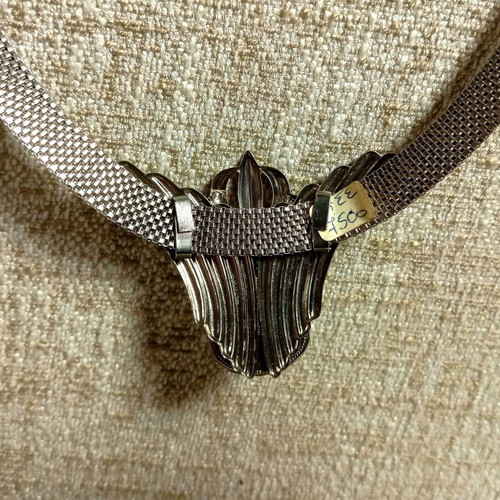 Faux Bijoux pendant necklace new, vintage style, grey