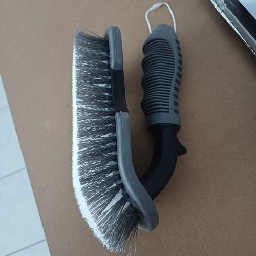Wheel and Tire Cleaning Brush with Ergonomic Handle new