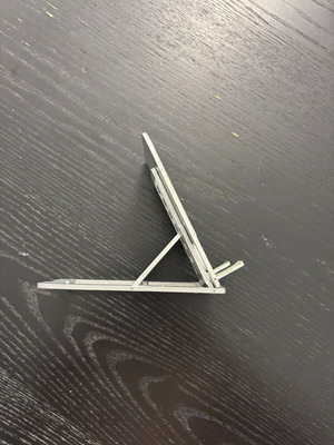 Metal Adjustable Phone Stand for Desk like new, silver