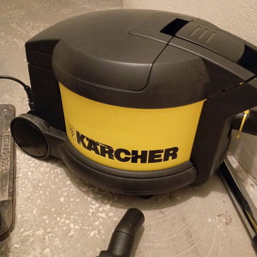 KARCHER T 201 professional vacuum cleaner new with 14-liter tank