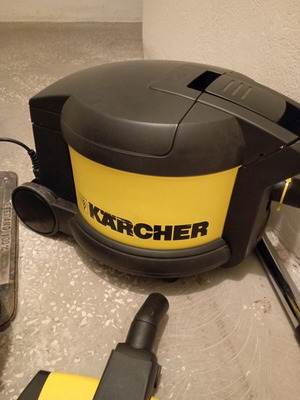 KARCHER T 201 professional vacuum cleaner new with 14-liter tank