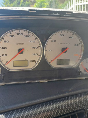 VW Polo 6N1 καντράν σαν καινούργιο με μπλε λάμπες και νίκελ δαχτυλίδια