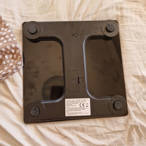 Digital Scale like new, fully functional with batteries