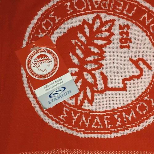 Olympiacos collectible scarf like new with tags