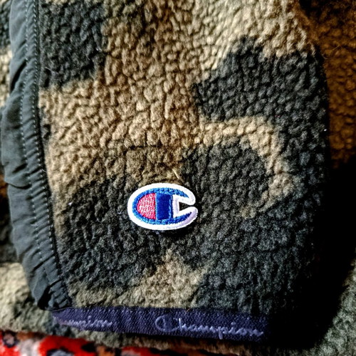Champion XL hoody camouflage like new, multicolor green