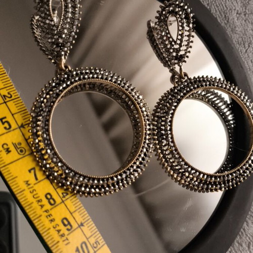 Earrings new, gold tone