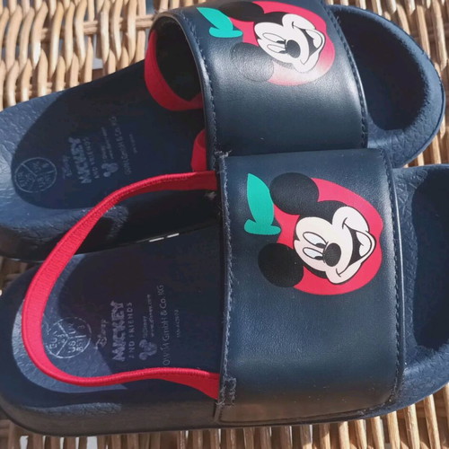 Mickey slippers like new, size 26, blue