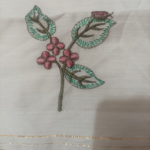 Embroidered table runner 34x19 cm with handmade lace edges
