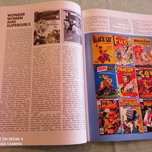 The International Book of Comics 1990 by Denis Gifford like new, English