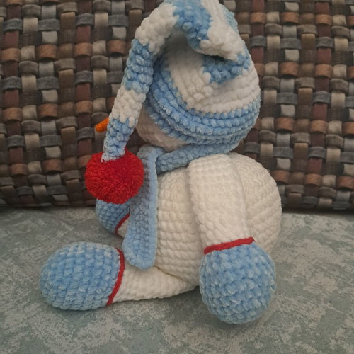 Stylish handmade snowman