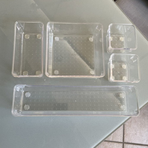 Drawer organizer with five transparent compartments like new