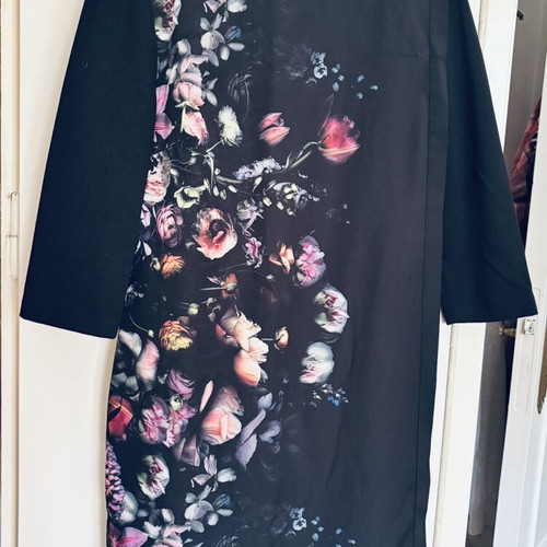 Ted Baker dress, black, straight cut, floral details, size M