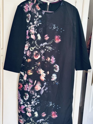 Ted Baker dress, black, straight cut, floral details, size M