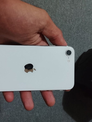 iPhone SE 2020 like new, white, 128GB, home button issue