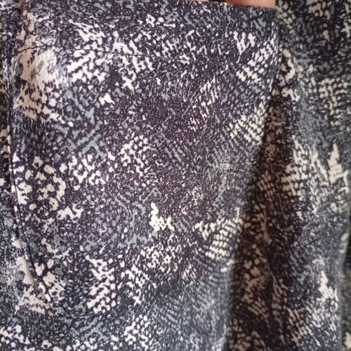 H&M Mamma No 50 Short Sleeve Top Like New, Printed, Grey Black