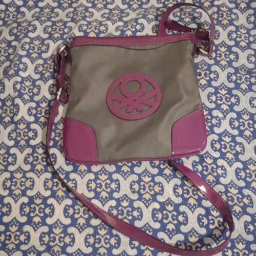 Women's shoulder bag