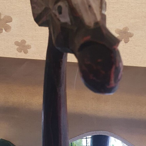 Wooden giraffe sculpture like new, height 1.02 m