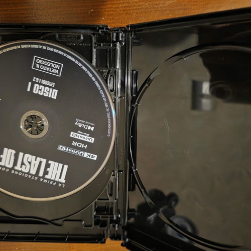 The Last of Us 4K Bluray complete two seasons like new