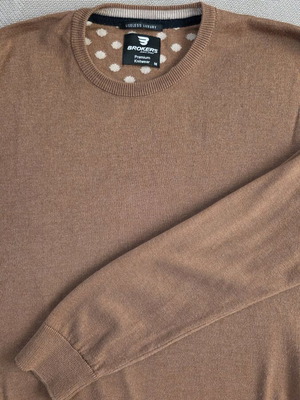 Broker's men's sweater brown like new, size M-L