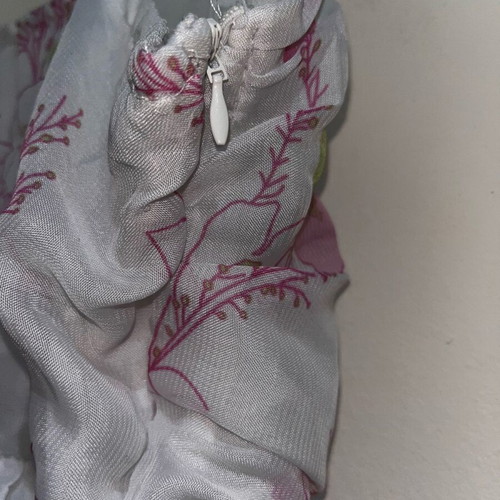 Floral dress white and pink like new