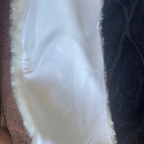 Synthetic fur shawl new, white
