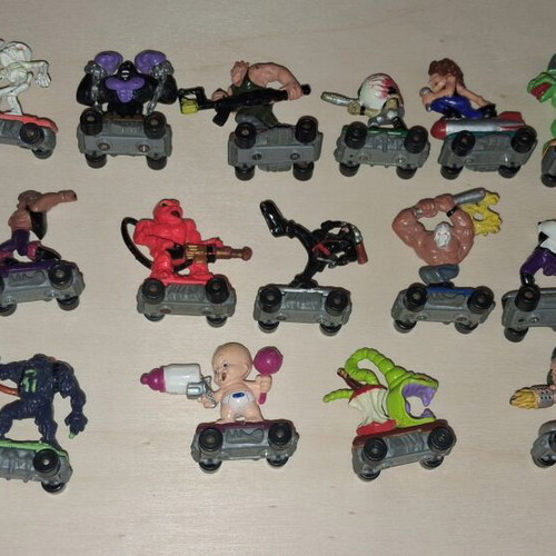 Savage Mondo Blitzers 1991 Kenner figures used with some broken parts