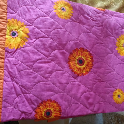 Double-sided quilt used for single bed