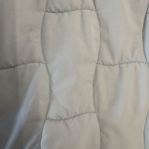 Light Blue Quilted Vest Medium Used with Zippered Pockets