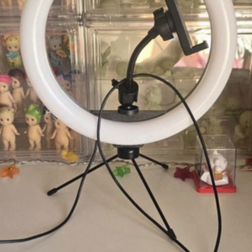 Rgb LED Ring Light with Phone Holder and Tripod like new