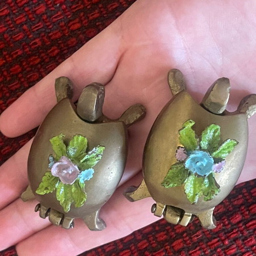 Antique decorative brass turtles set of 2, like new