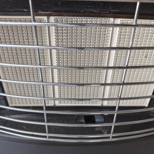 Gas Heater new with wheels and automatic ignition