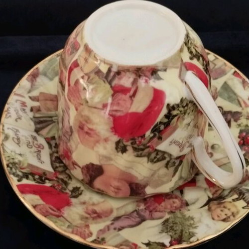 Royal Maison England Christmas cups set of two like new vintage