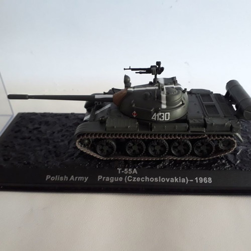 Collectible T-55A Polish Army Prague tank 1/43 scale new