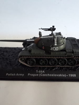 Συλλεκτικό άρμα μάχης T-55A Polish Army Prague 1/43 καινούργιο