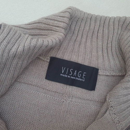 Visage New Zeland women's poncho sweater new, 100% merino wool, size L/XL