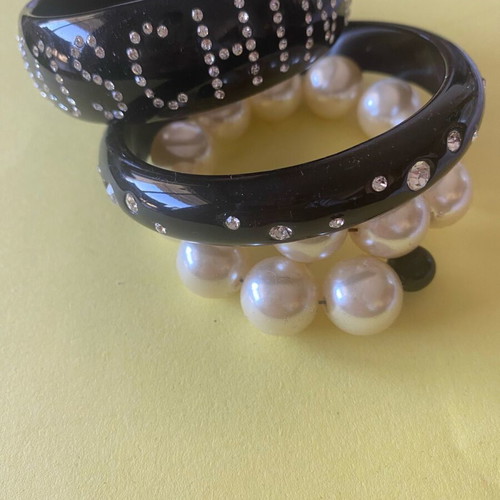 Moschino bracelet set like new, black resin with white strass and pearls