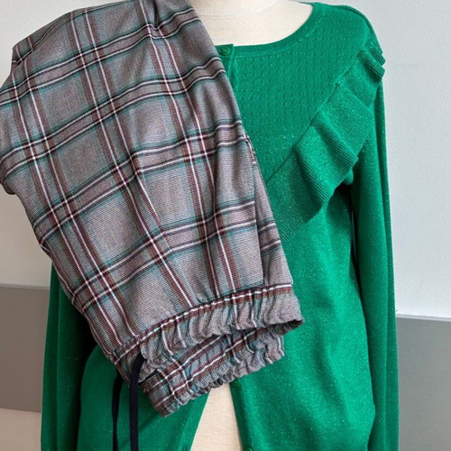Imperial Sporty Elegant Women's Pants like new, plaid